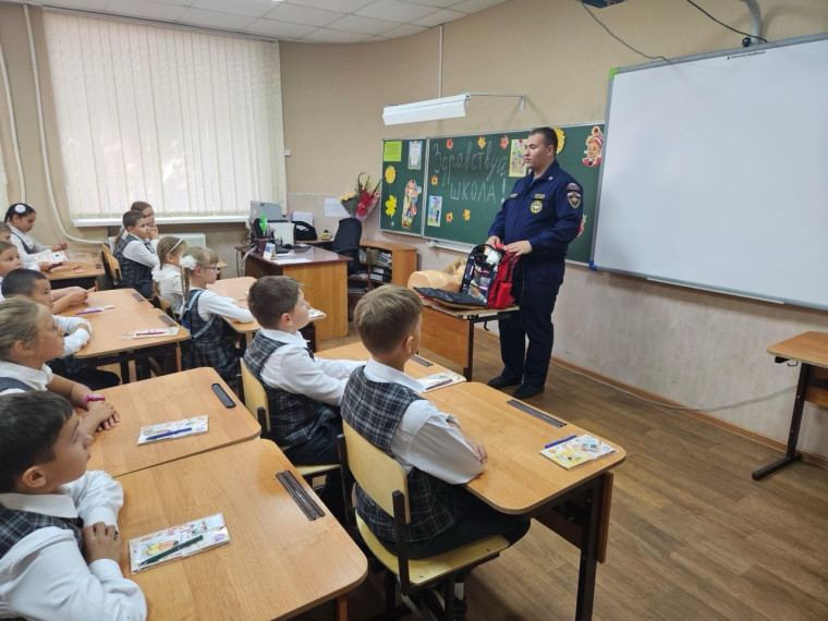 Встреча с представителями Всероссийского корпуса спасателей "Вектор".